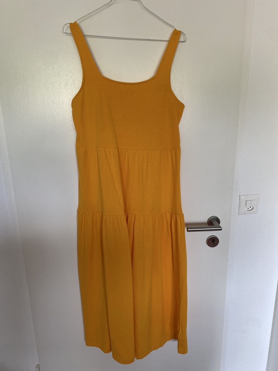 Vestiti: Maxikleid gelb S – Usato da Ittenthal venduto da Lorinakuprecht0 1