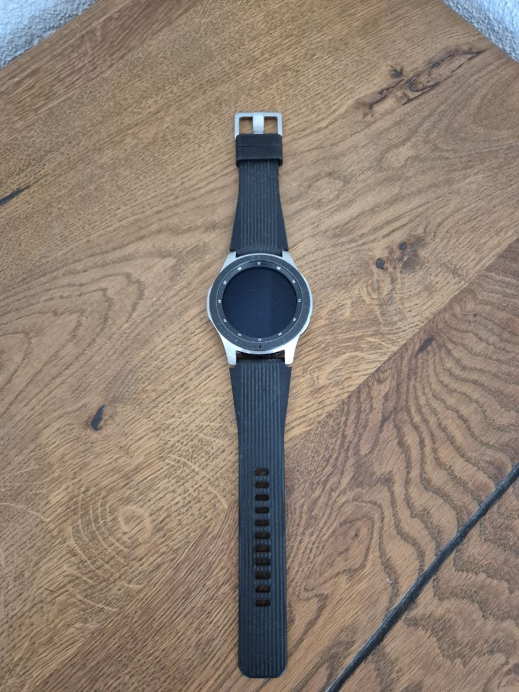 Samsung Smartwatch: Samsung Galaxy Watch Silver (46mm, BT) – Usato da Lenzburg venduto da SandroRodrigues 1