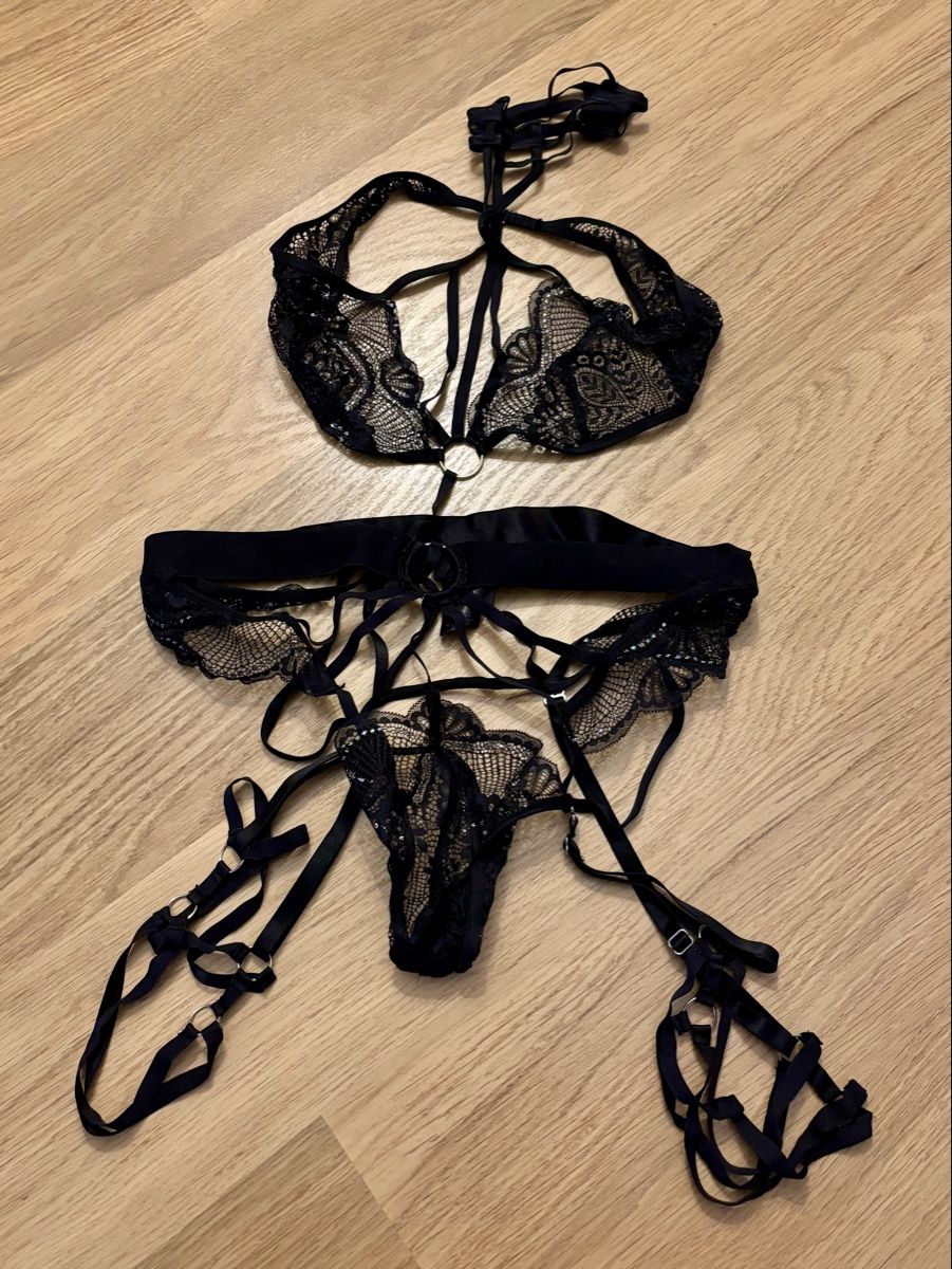 Hunkemöller Altra biancheria intima: Hunkemöller Private Collection Strappy Body  – Usato da Baden venduto da Tiffany6878 1
