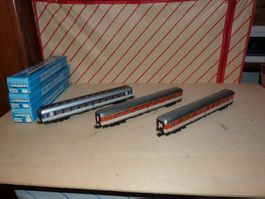 Personenzug der DB Märklin   Spur H0