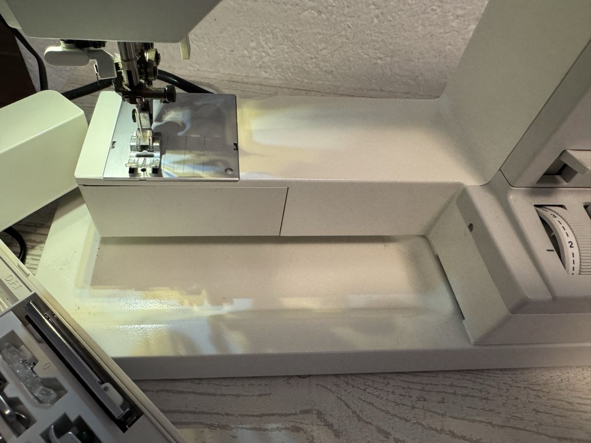Macchine da cucire: Gritzner Tipmatic 1035 Nähmaschine – Usato da Zunzgen venduto da milesdavis76 2