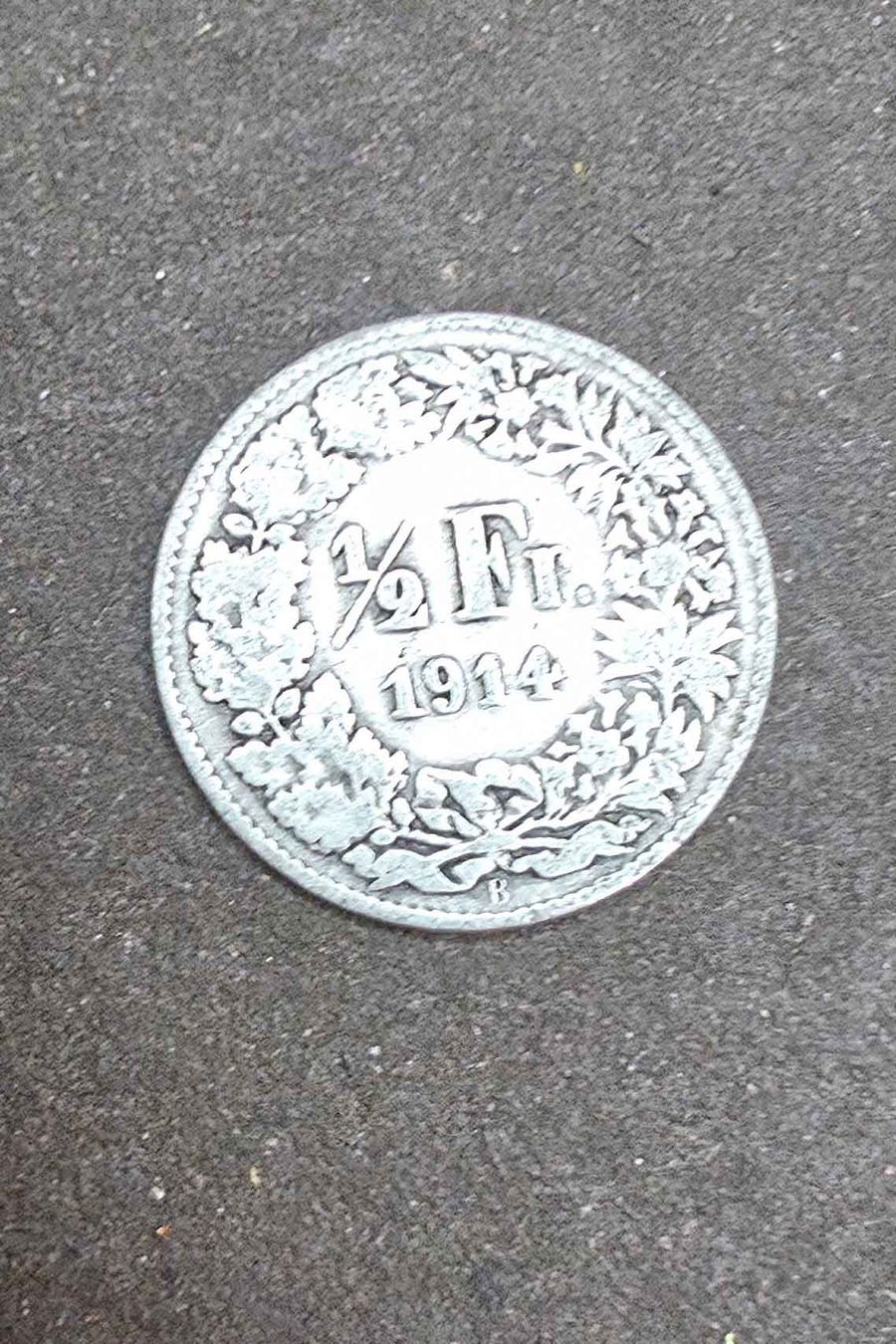 Tutti le monete: Silbermünze 1/2 Franken 1914 – Usato da Filzbach venduto da Cschufi