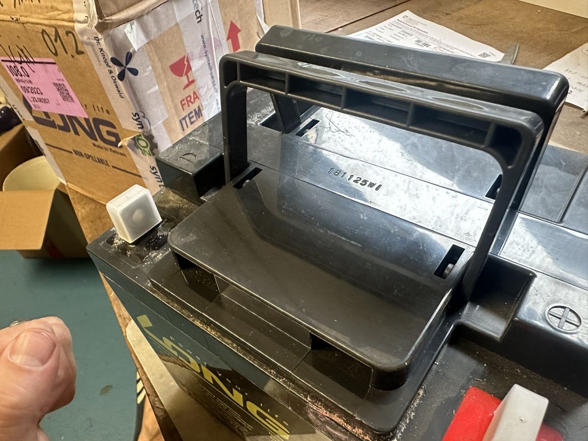 Batterie: LONG WP45-12 12V 45Ah Batterie Akku – Usato da Bätterkinden venduto da rip2000 2