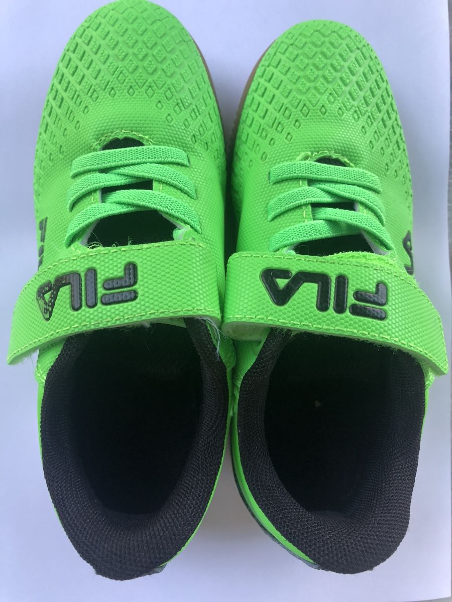Fila Scarpe per ragazzi: Fila Kinderfussballschuhe – Usato da Solothurn venduto da galinka