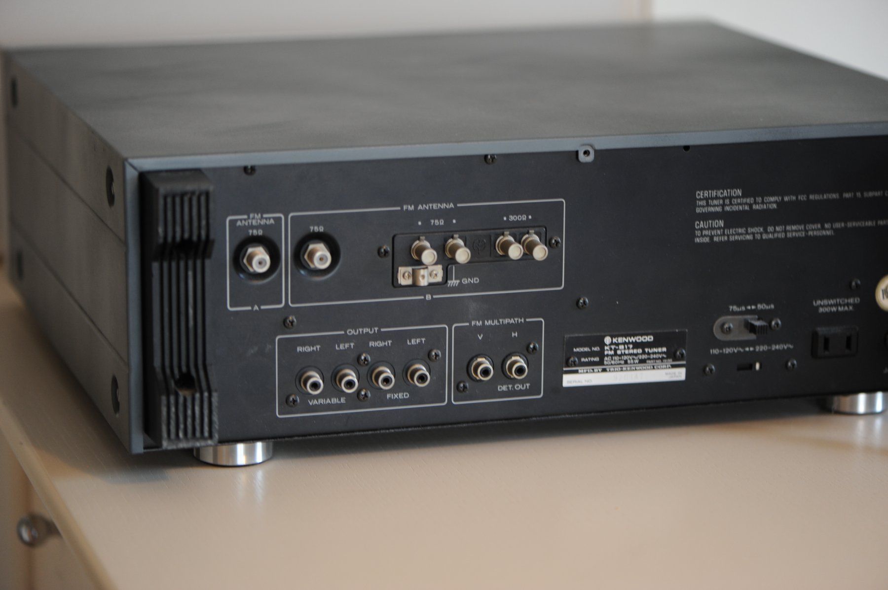 Kenwood Radio: KENWOOD KT-917 - Referenztuner – Usato da Zürich venduto da Prathama 6