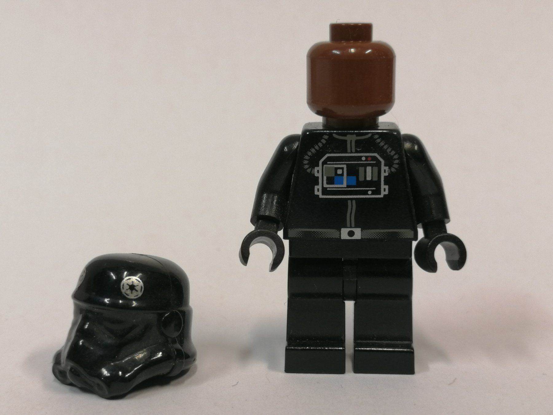 Lego Spielzeuge: Lego Star Wars Imperial TIE Fighter Pilot – Gebraucht aus Sils im Domleschg von AMAG_AUDI_ZH 1