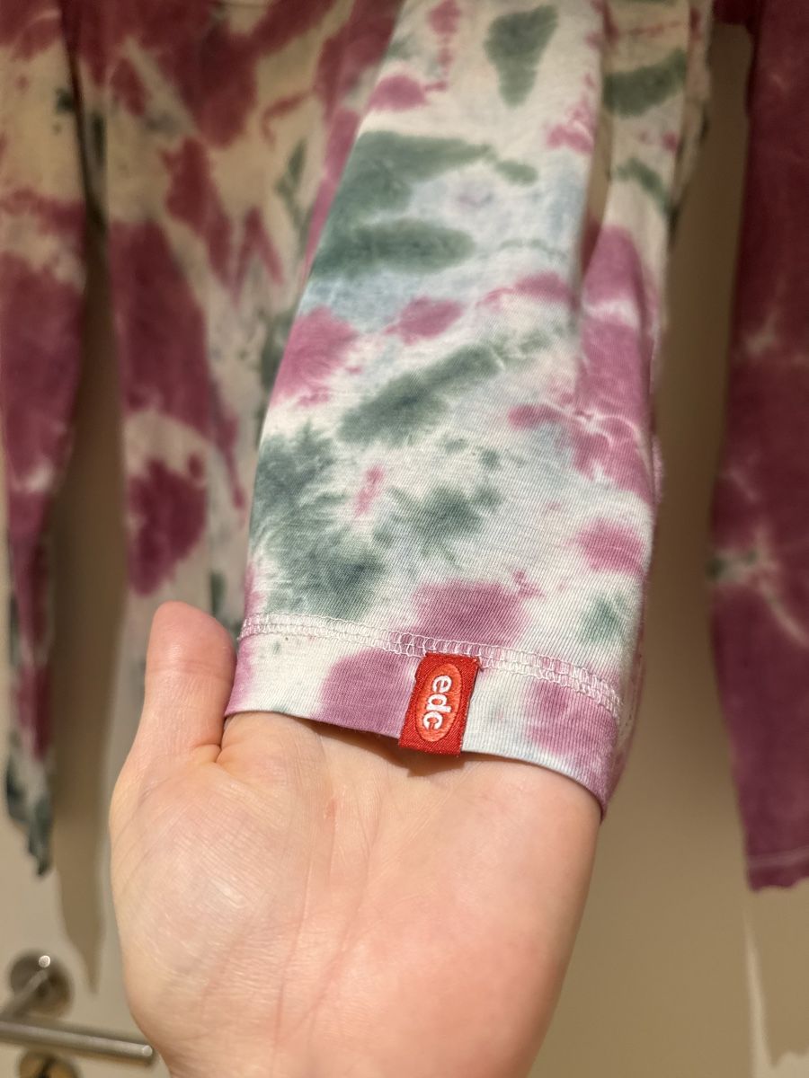 Esprit T-Shirts: Esprit Shirt Batik, Gr.38 🌞🌸 – Gebraucht aus Egg b. Zürich von Flummi 2