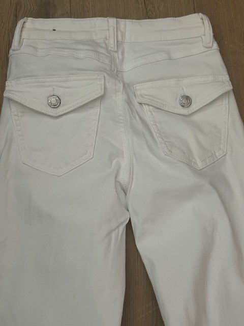 Tally Weijl Jeans: Tally Weijl 3 Stk. andere Farben – Nuovo (secondo la descrizione) da Küssnacht am Rigi venduto da Uvaan 1