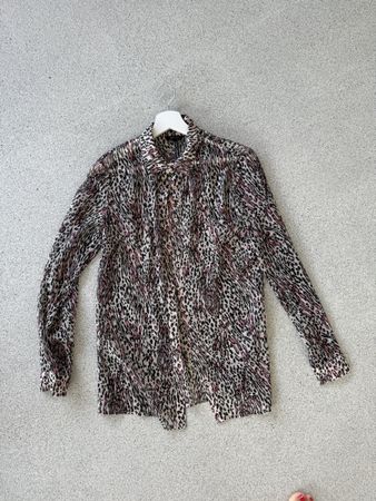 Guess Bluse Leo-Print Grösse S leichte Stoffbahn neu