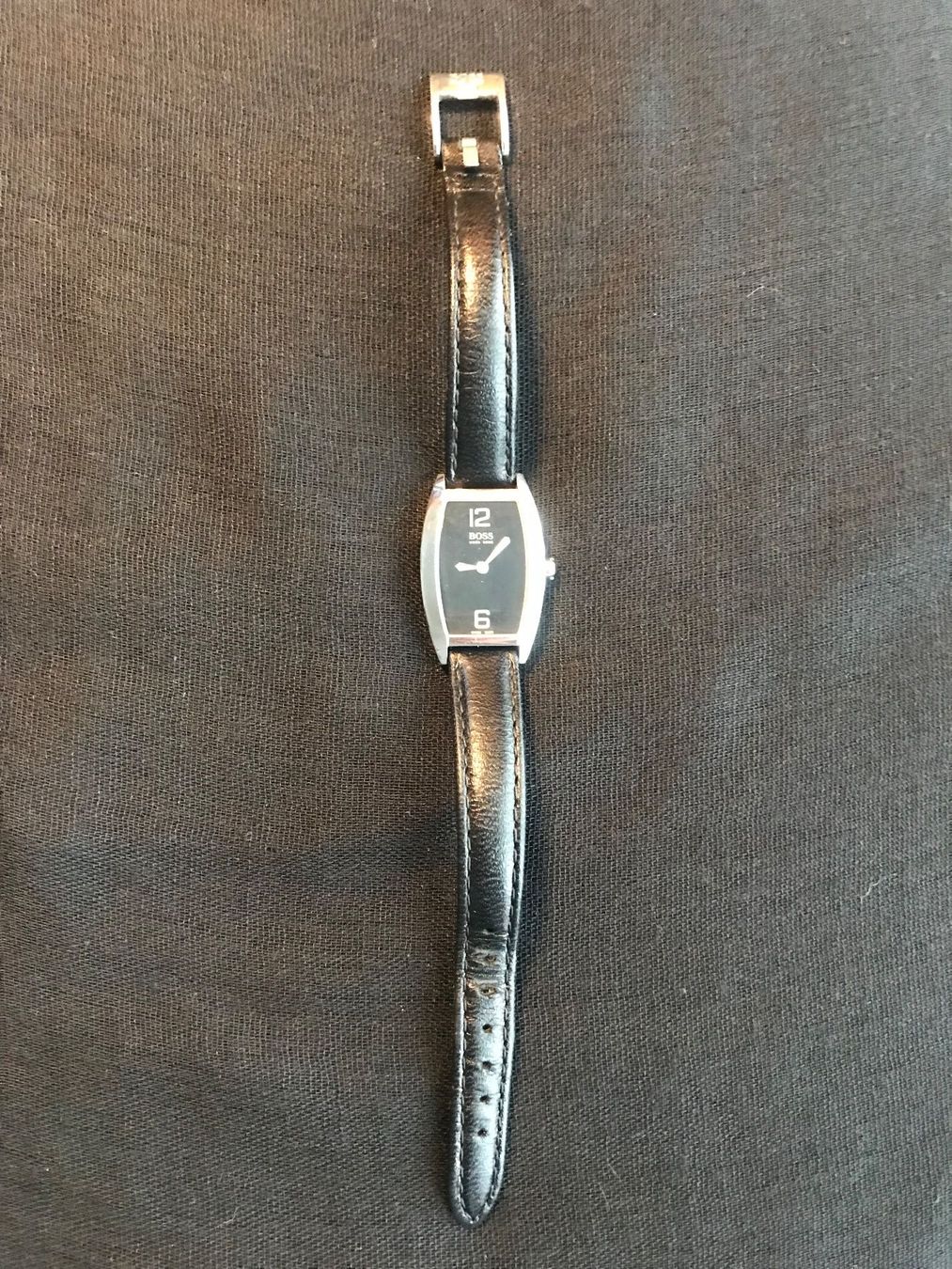 Hugo Boss Uhren: Damenarmbanduhr Hugo Boss – Gebraucht aus Küttigen von ugu_f2lm 2