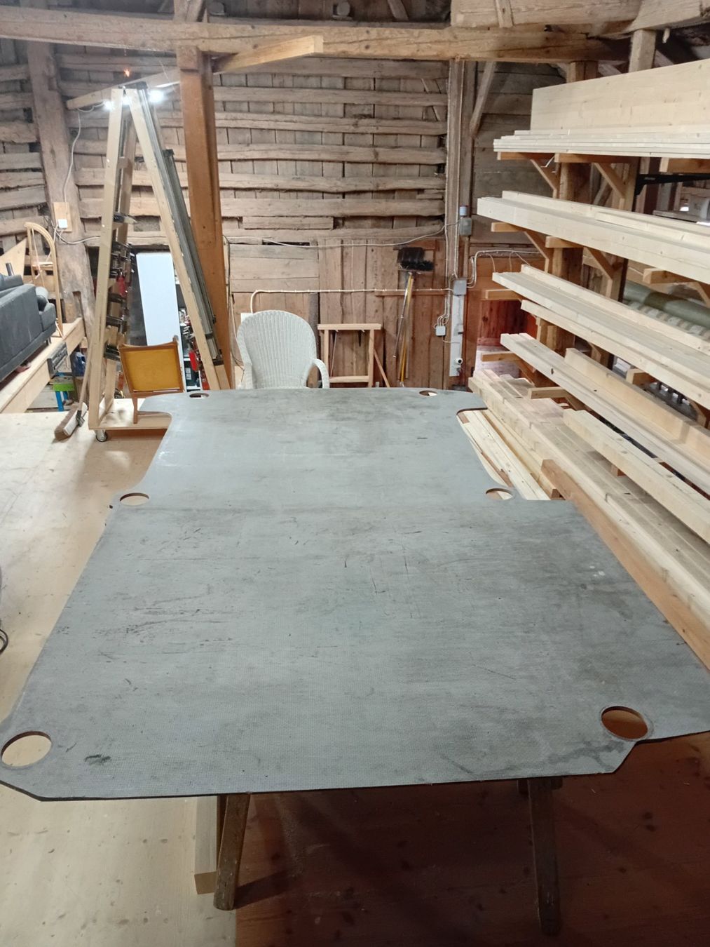 Rivestimenti per pavimenti: VW T5 Transporter Bodenplatte – Usato da Oberegg venduto da Louses