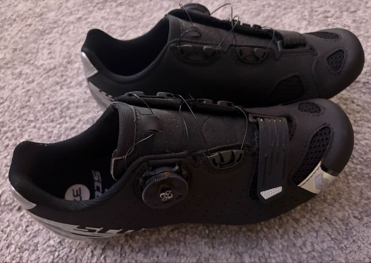 Scott Chaussures femmes: Scott Veloschuhe 37 – D'occasion à Bolken par viv_52qx