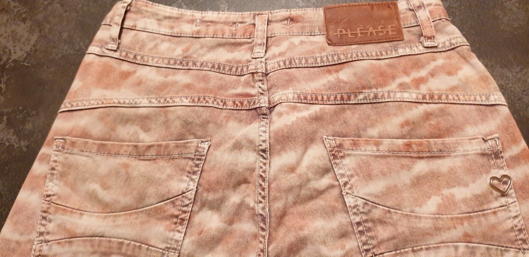 Please Jeans Jeans: Lässige PLEASE-JEANS / Gr.Small – Gebraucht aus Oberuzwil von cgc_l2jm 3