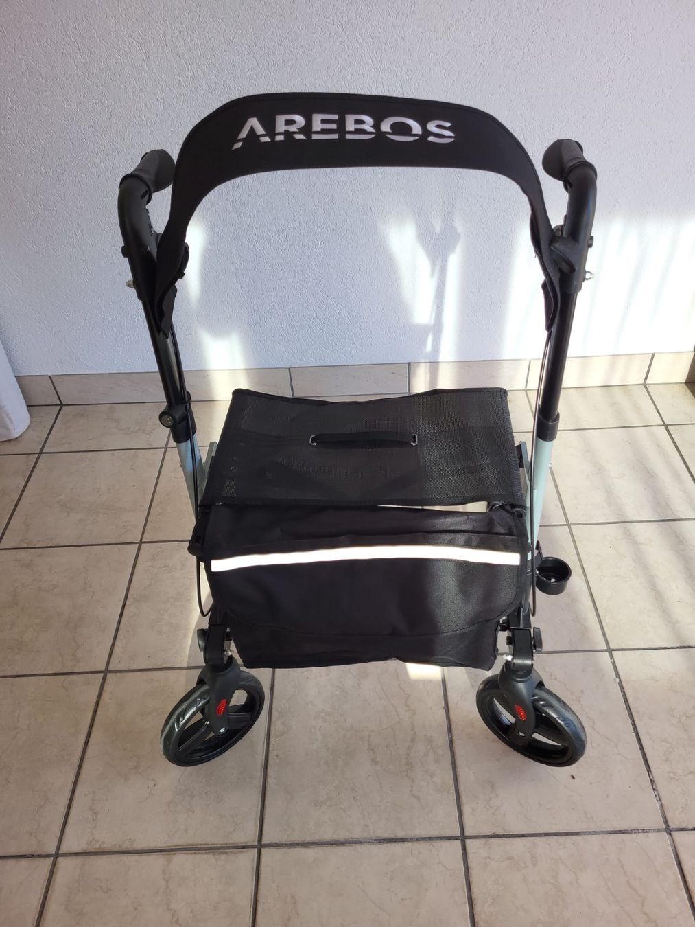 Ausili per la deambulazione: Rollator – Usato da Chermignon-Bas venduto da ann_ctg5 1
