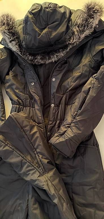 Completi & Tailleur: Combinaison de ski taille 44 – Nuovo (secondo la descrizione) da Montreux venduto da aue_j9s9 2
