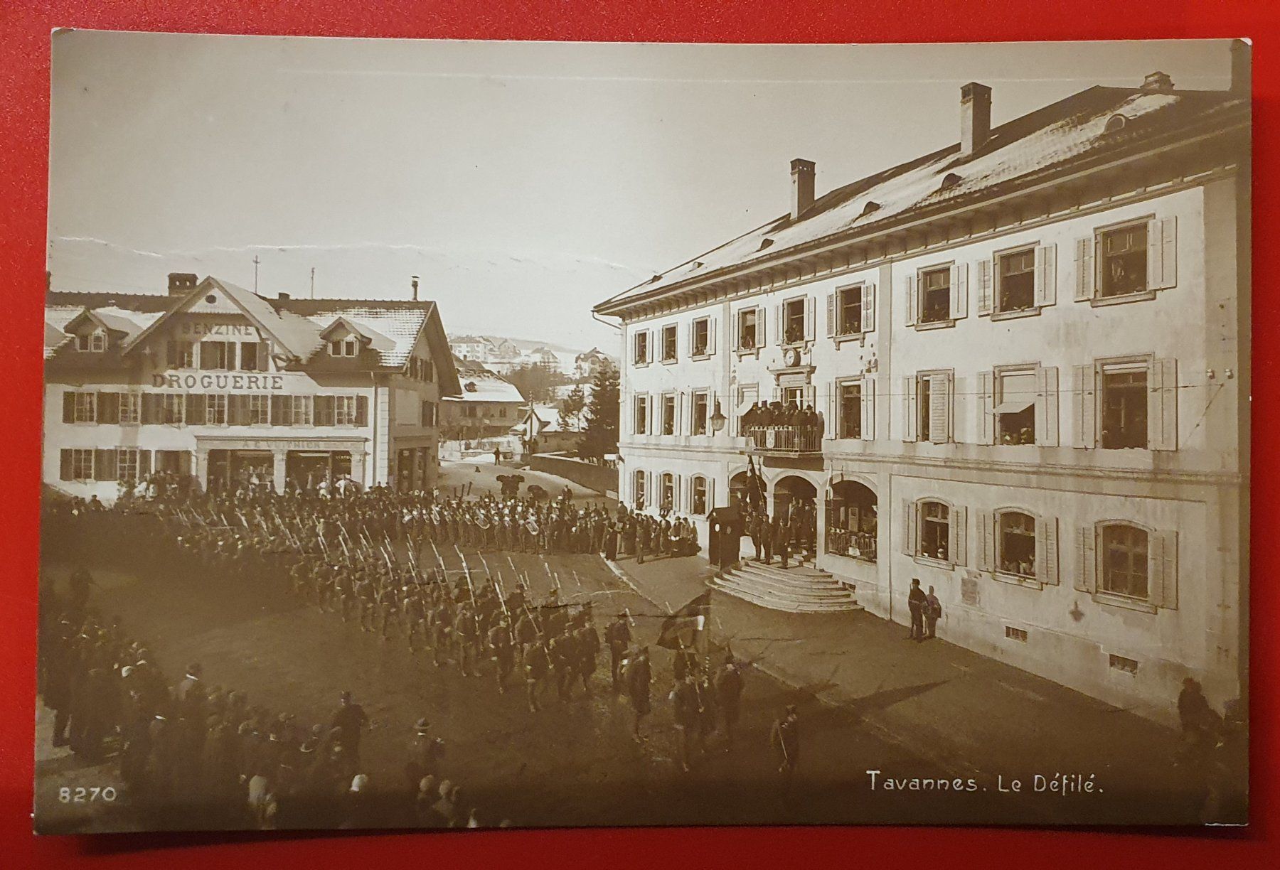 Cartoline postali: Tavannes 1917 - Le Défilé – Usato da Kreuzlingen venduto da Rschweiz1