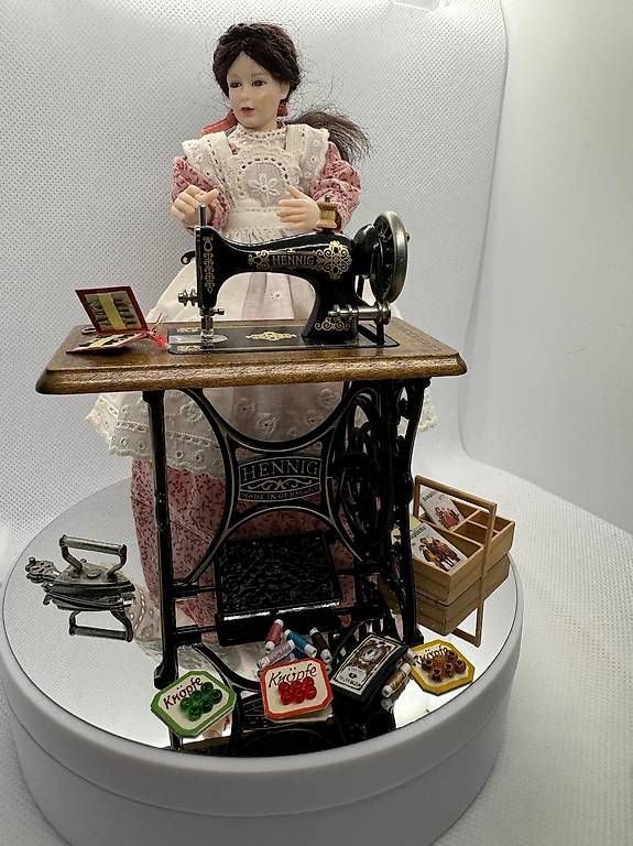 Puppen: Figurine Heidi Ott - couturière  – Gebraucht aus Biel/Bienne von Jeanne_K 1