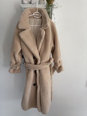 Kuscheliger Teddyfell-Mantel - Perfekt für den Winter