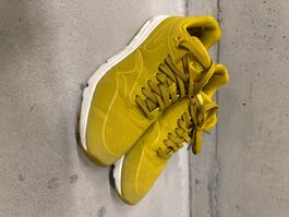 Nike Air Max Turnschuhe gelb Grösse 37.5 gebraucht
