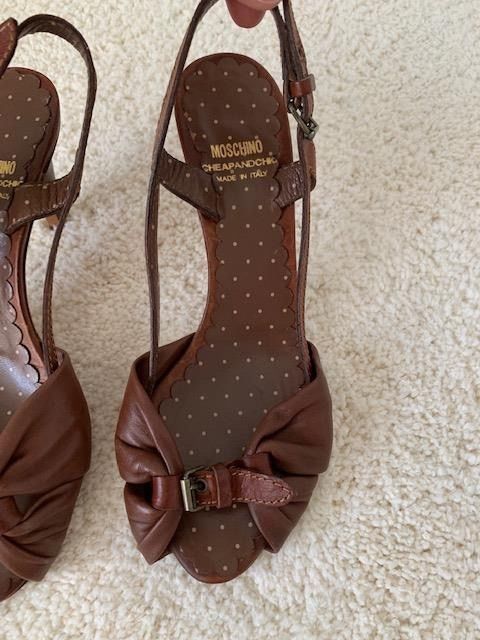Moschino Scarpe da donna: Moschino sandals 37.5 – Usato da Dallenwil venduto da ZD2019 2