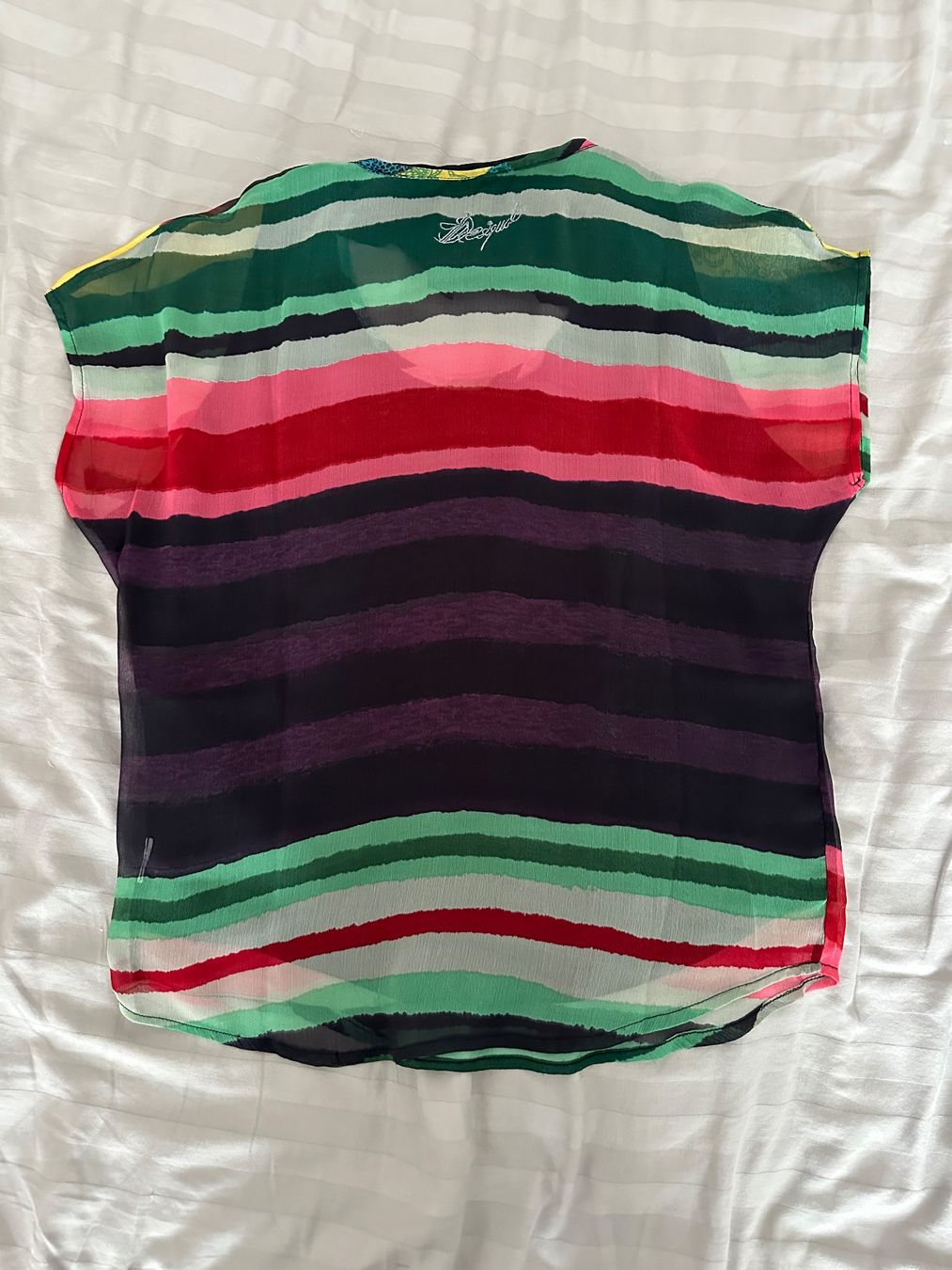 Desigual T-shirt: Desigual T-Shirt – Usato da Zürich venduto da kuszi 1