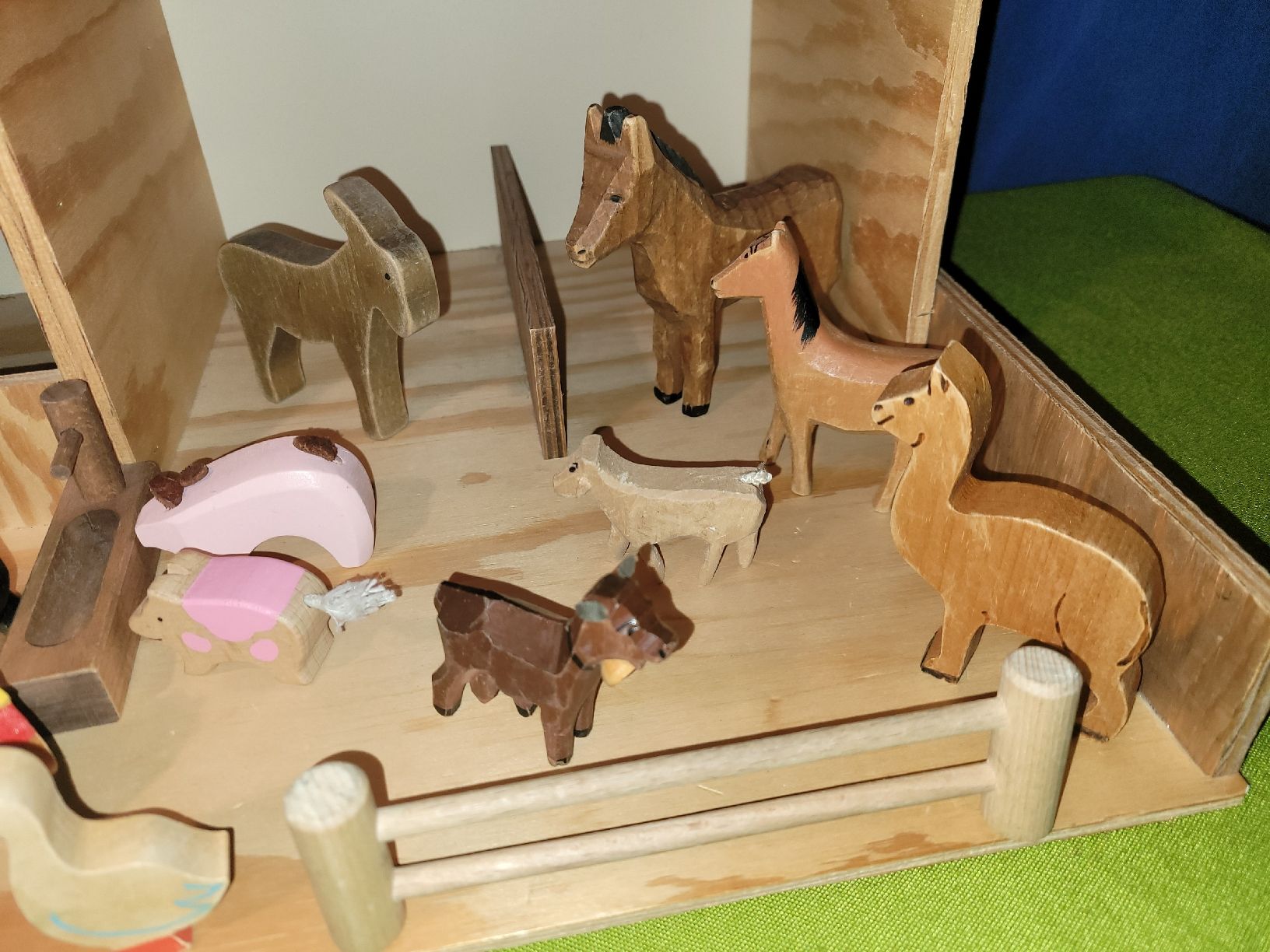 Giocattoli: Bauernhof,Stall,Holztiere PH20 – Usato da Aarberg venduto da Fink010 5