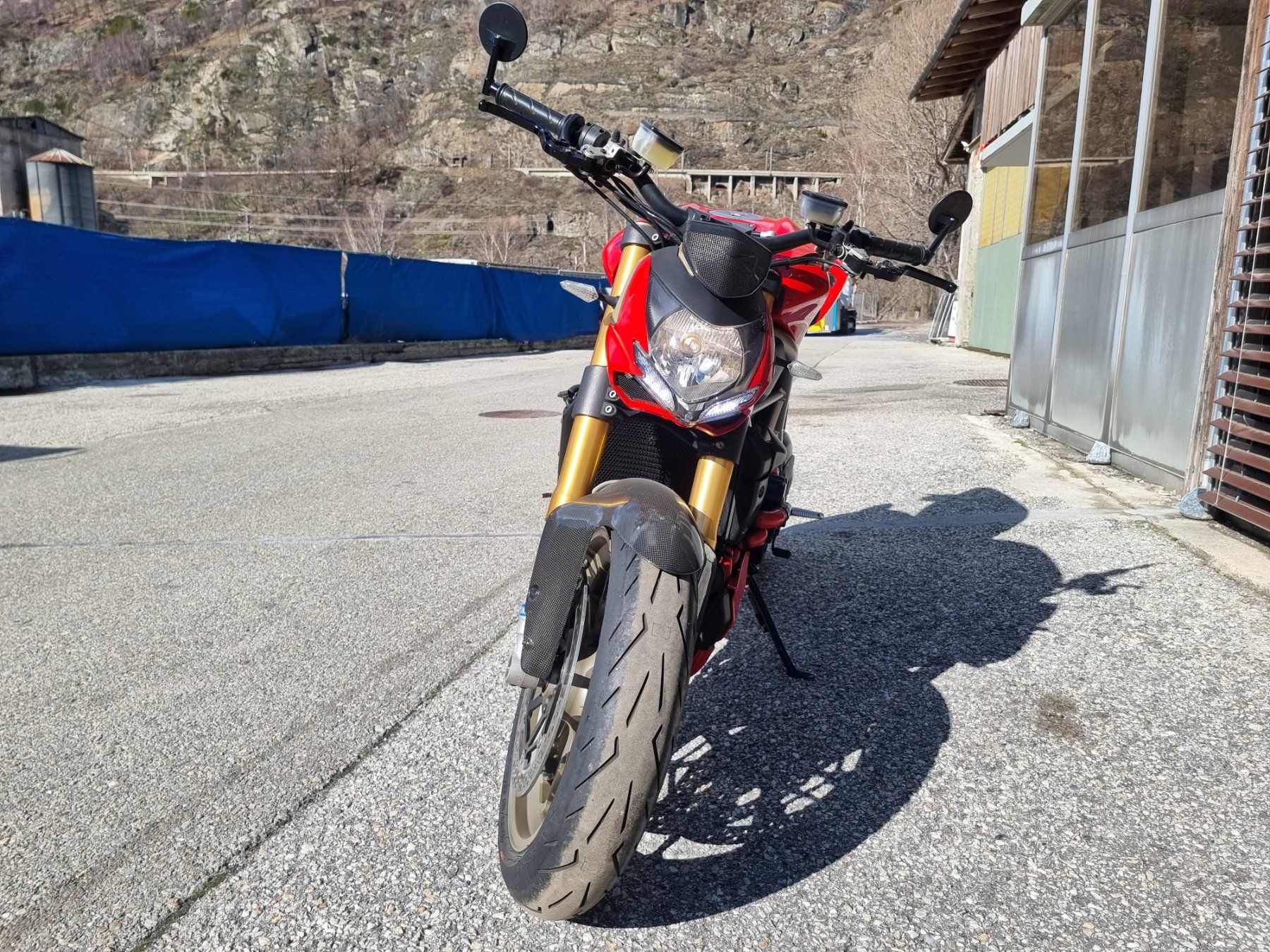 Ducati Strasse: Ducati Streetfighter 1099 S – Gebraucht aus Gamsen von  5