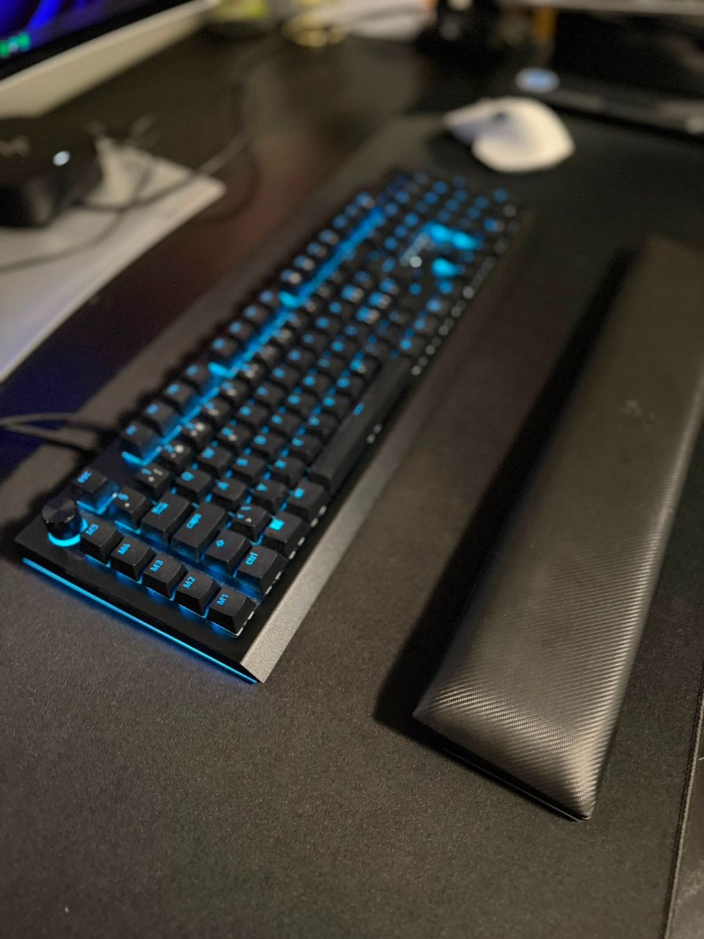 Razer Tastiere: Razer BlackWidow V4 Pro – Usato da Muri AG venduto da Cane7 6