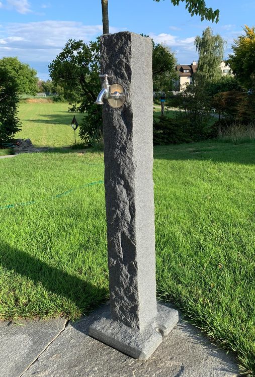 Schwarze Garten Wassersäule Mit Doppelhahn - Frostsicher Bis -20°C | Edelstahl 95cm Außenwasserhahn