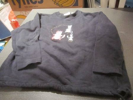 Pullover Grösse 128/134 schwarz/Aufdruck