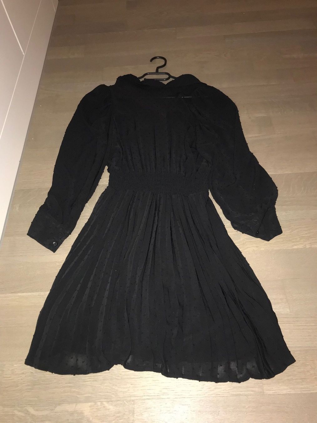 Zara Kleider: Zara kleid XS mit Schmuckknöpfen – Neu (gemäss Beschreibung) aus Root von Fashionhomeandmore 3