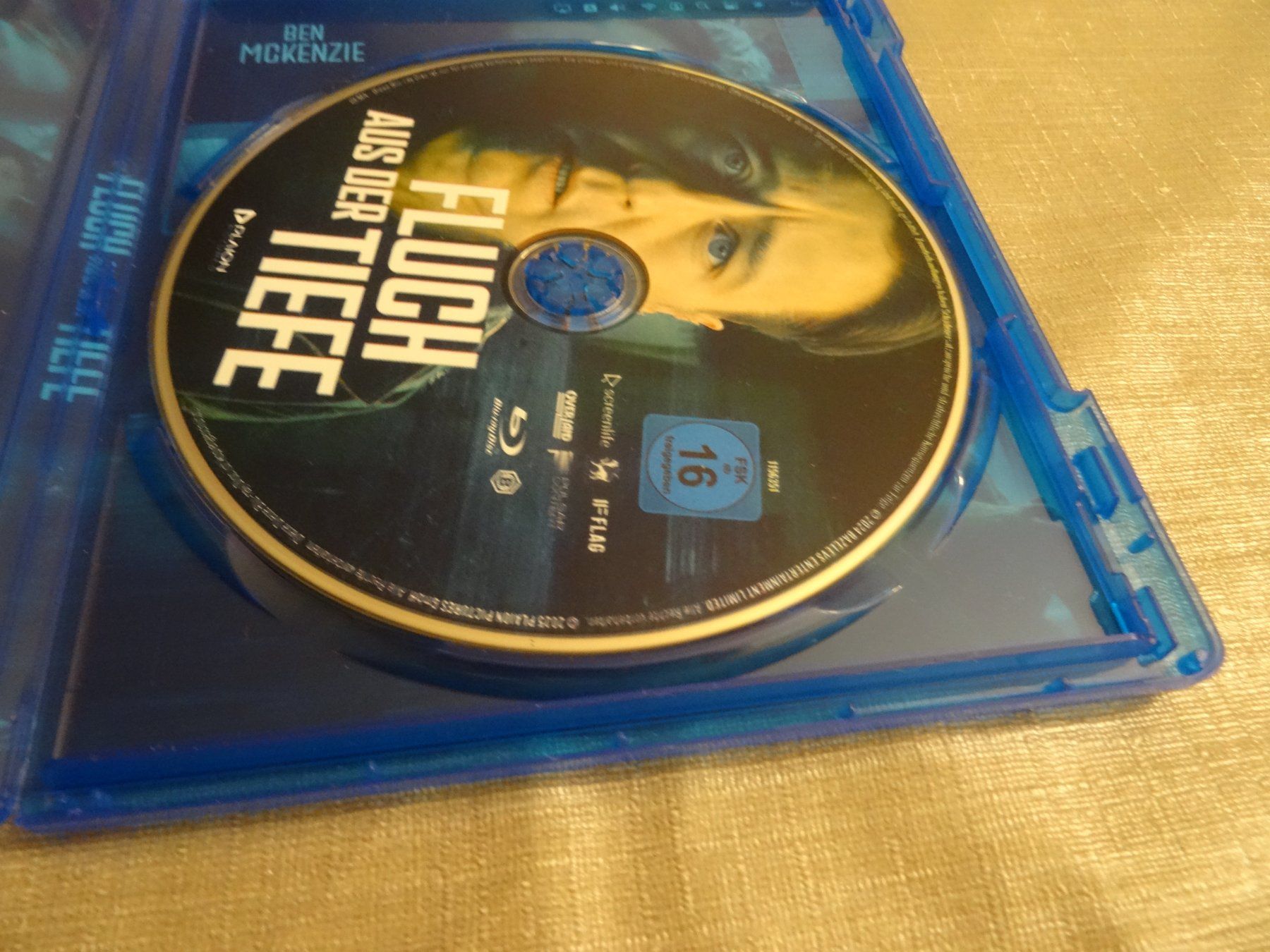 Tutti i DVDs: Fluch aus der Tiefe - Horror Blu-ray – Usato da Olten venduto da Disc-Verkauf 1