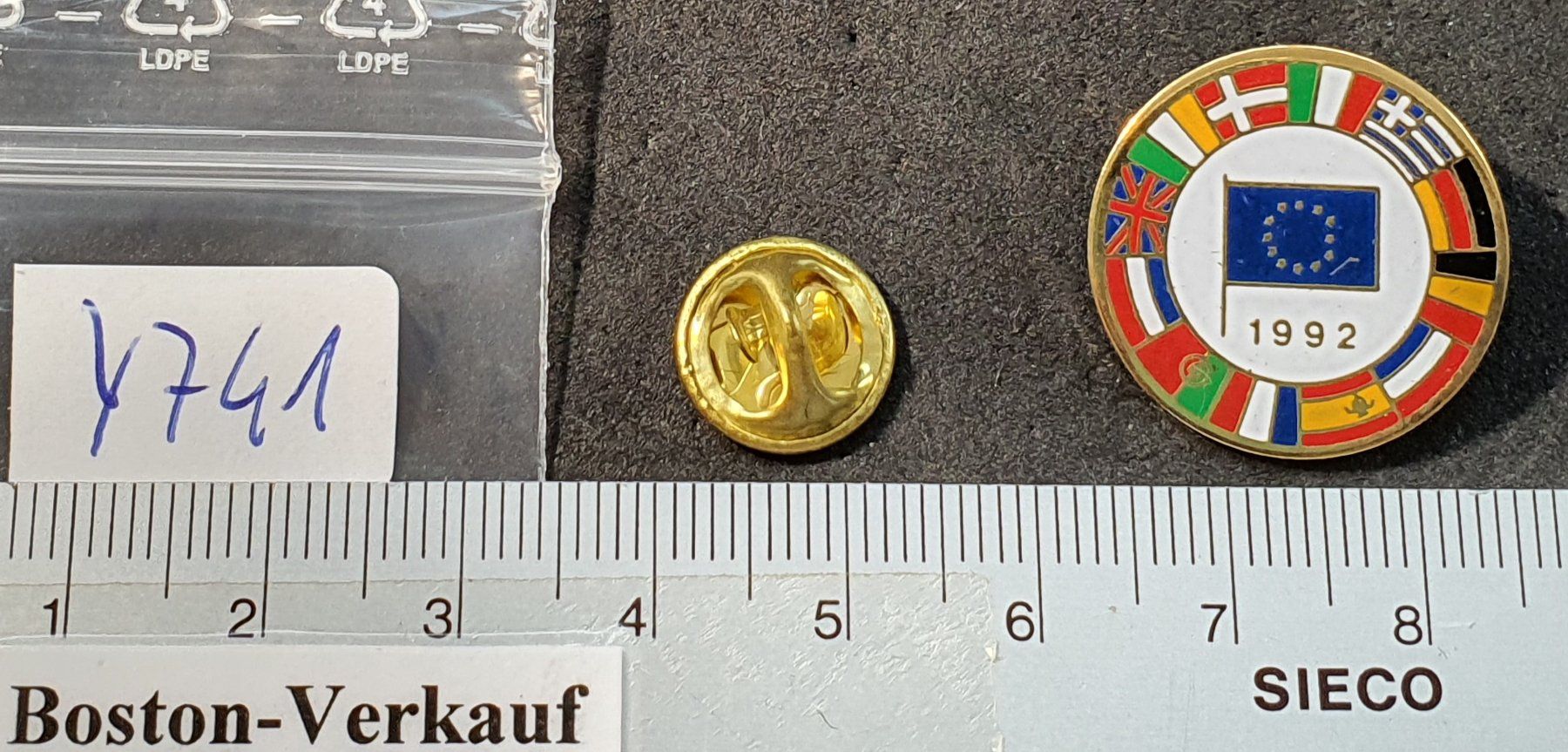 Placchette & Badge: Y741 - Pin EUROPA 1992 Flaggen – Usato da Reinach BL venduto da Boston-Verkauf 1