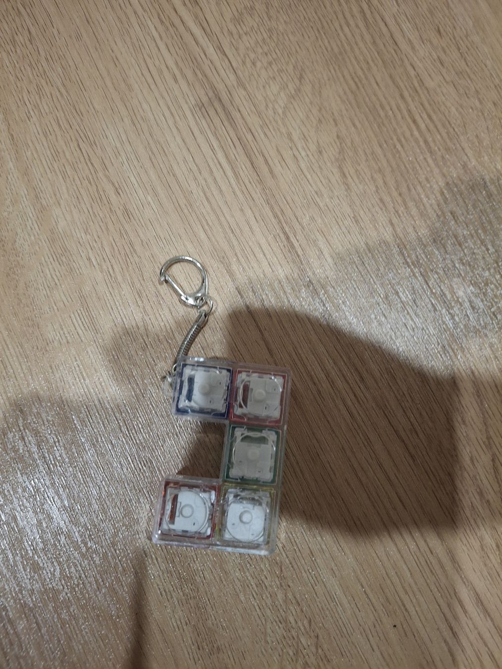 Portachiavi: Porte-clés touche de clavier satisfaisant multicolore. neuf – Nuovo e nell'imballaggio originale da Gland venduto da Dedecop2 4
