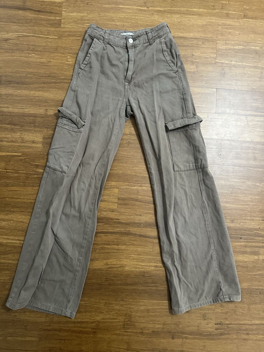 Pull&Bear Jeans: Pull n Bear Cargo Jeans Grösse 32 – Gebraucht aus Busswil von billib