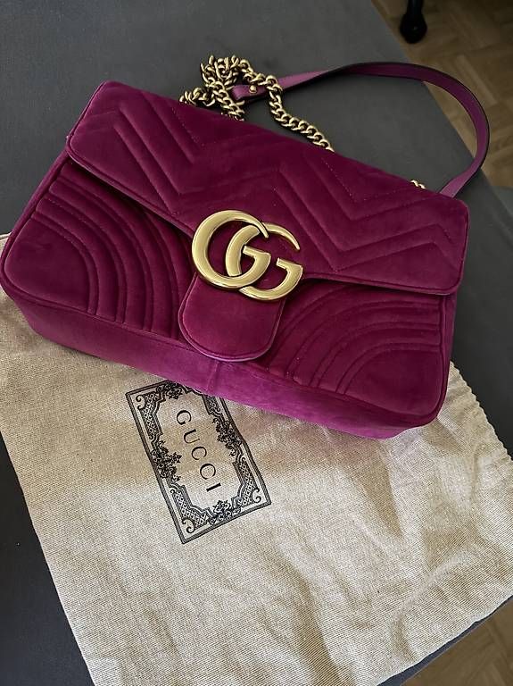 Sacs femmes: Gucci Marmont medium velours authentique  – D'occasion à Carouge GE par MarlyCriNi