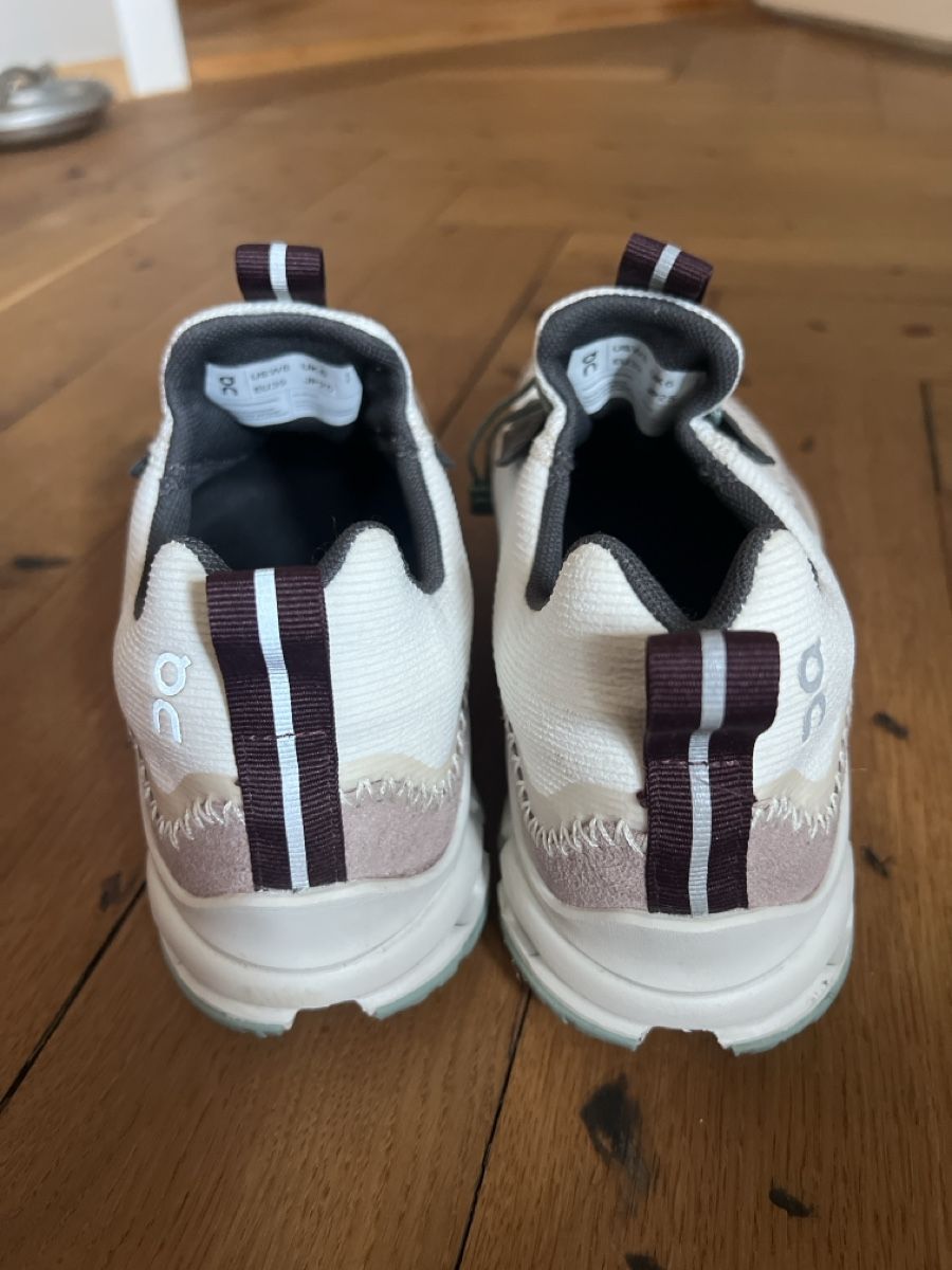 On Chaussures femmes: On Cloudaway – D'occasion à Zürich par Sarah552 2