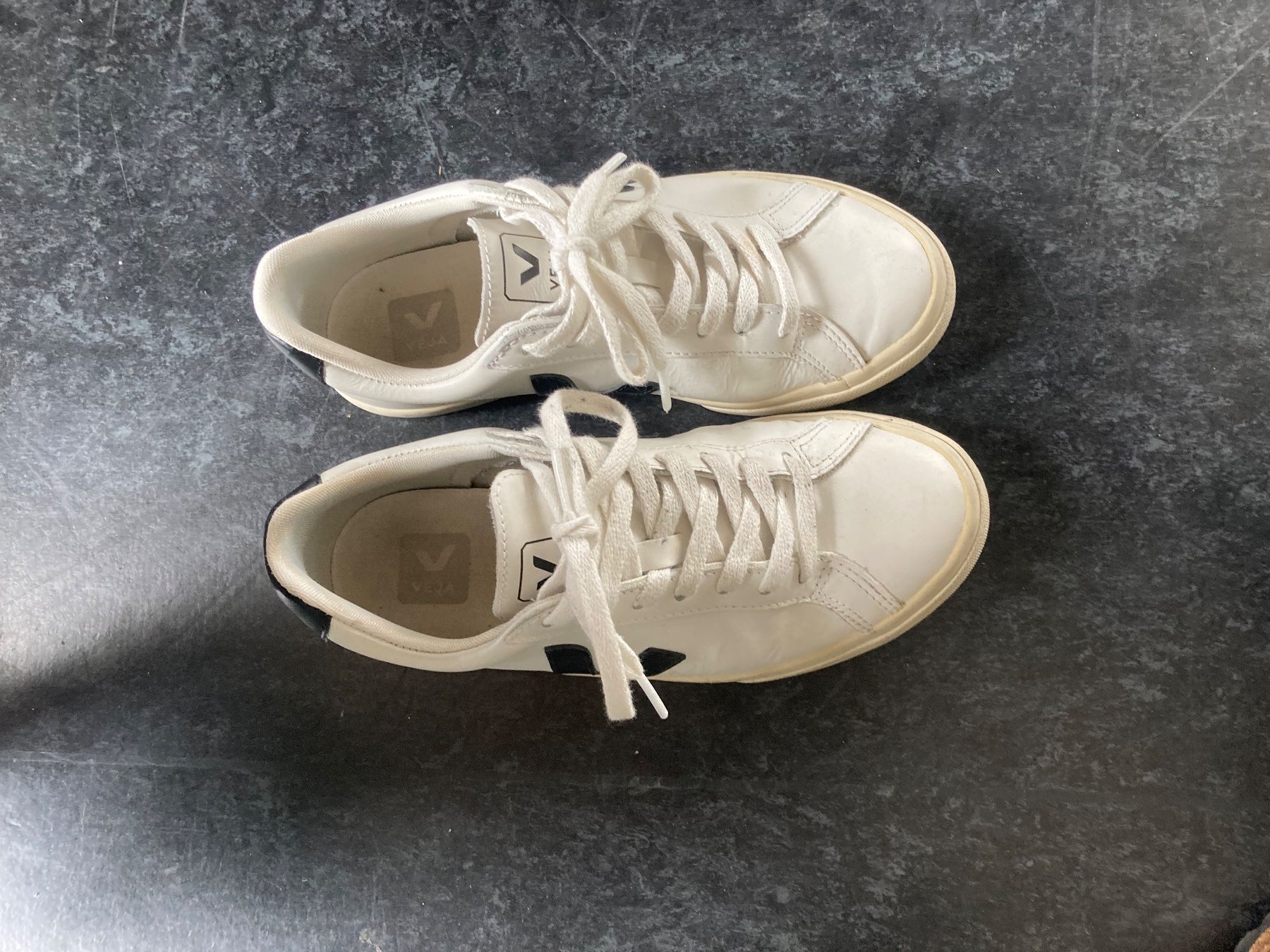 Veja Scarpe da donna: Veja Sneakers – Usato da Bern venduto da stella.marina 3