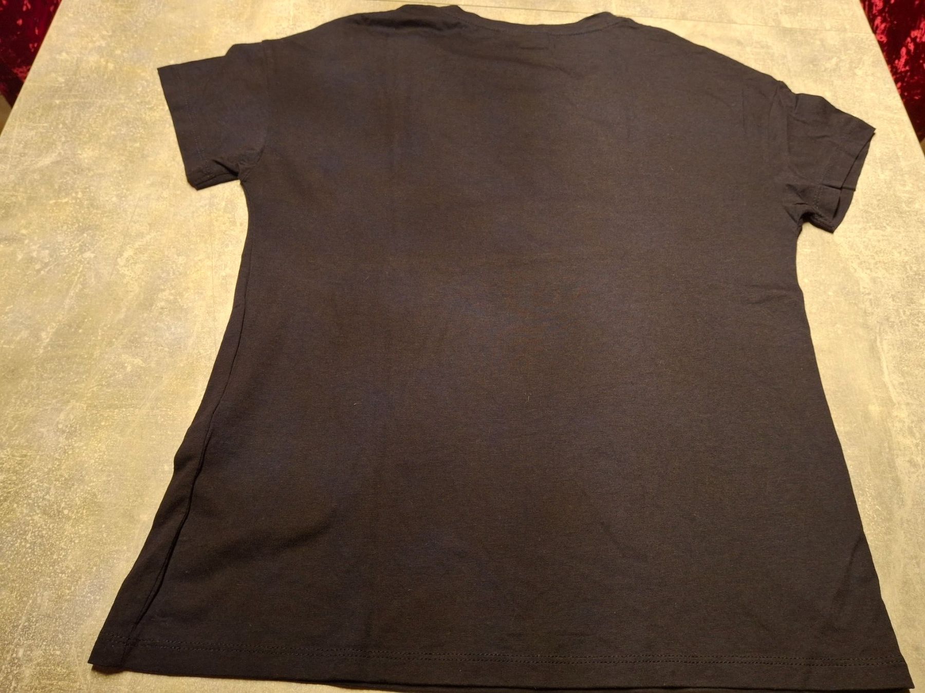 C&A T-Shirts: T-shirt taille XS marque C&A – Gebraucht aus Villiers von san_jn5w 7