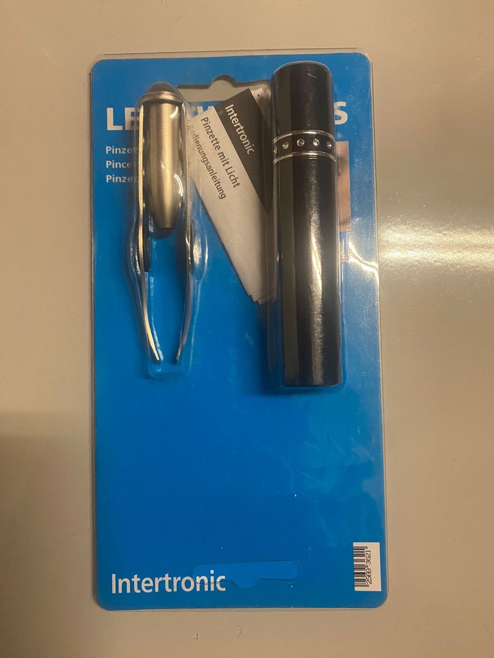Alle Werkzeuge: Pinzette mit Licht von Intertronic – Neu und originalverpackt aus Gümligen von Farrolito