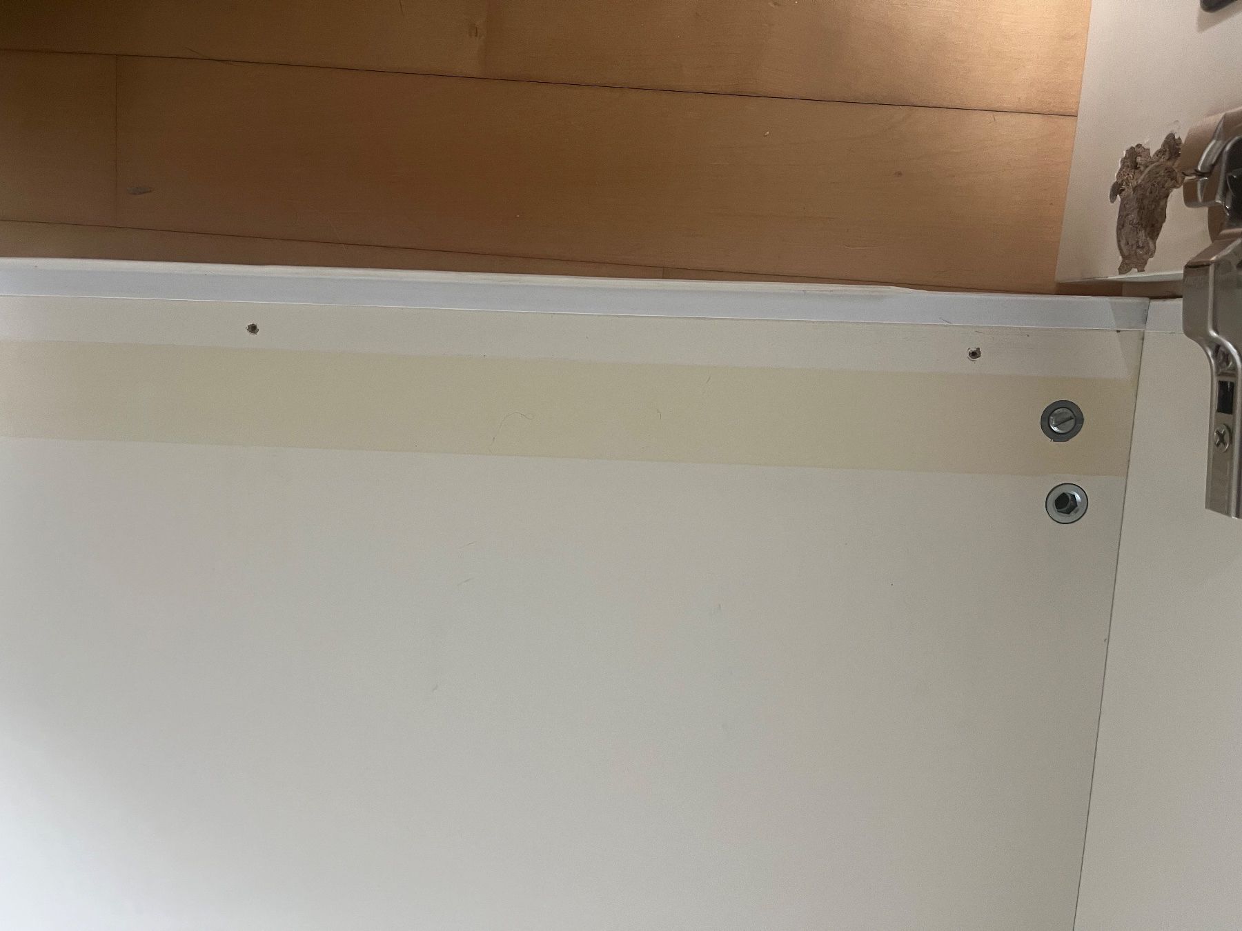 Armadi: Grosser Kleiderschrank – Usato da Embrach venduto da Camponovos 6