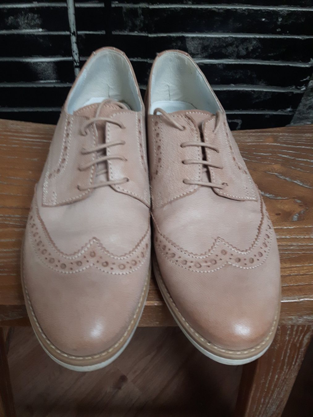 Scarpe da donna: Brogues Leder Schnürschuhe Gr. 38 nude beige – Usato da Beckenried venduto da SylvkensWorld