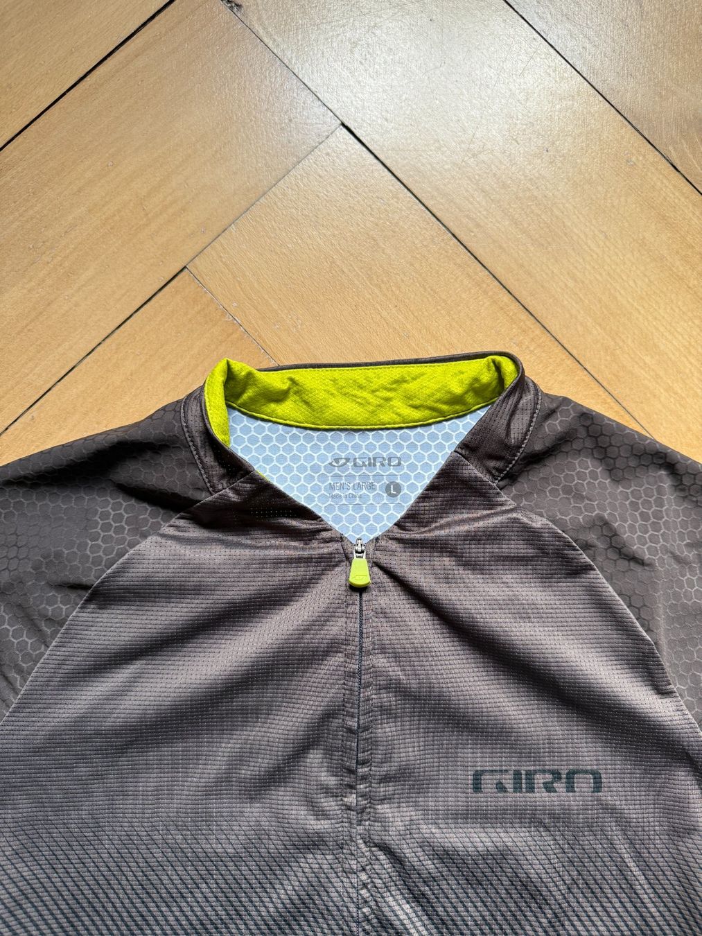 Giro Canottiere & Pantaloni: GIRO - Radtrikot dunkelgrau L – Usato da Zürich venduto da Diazaio 1