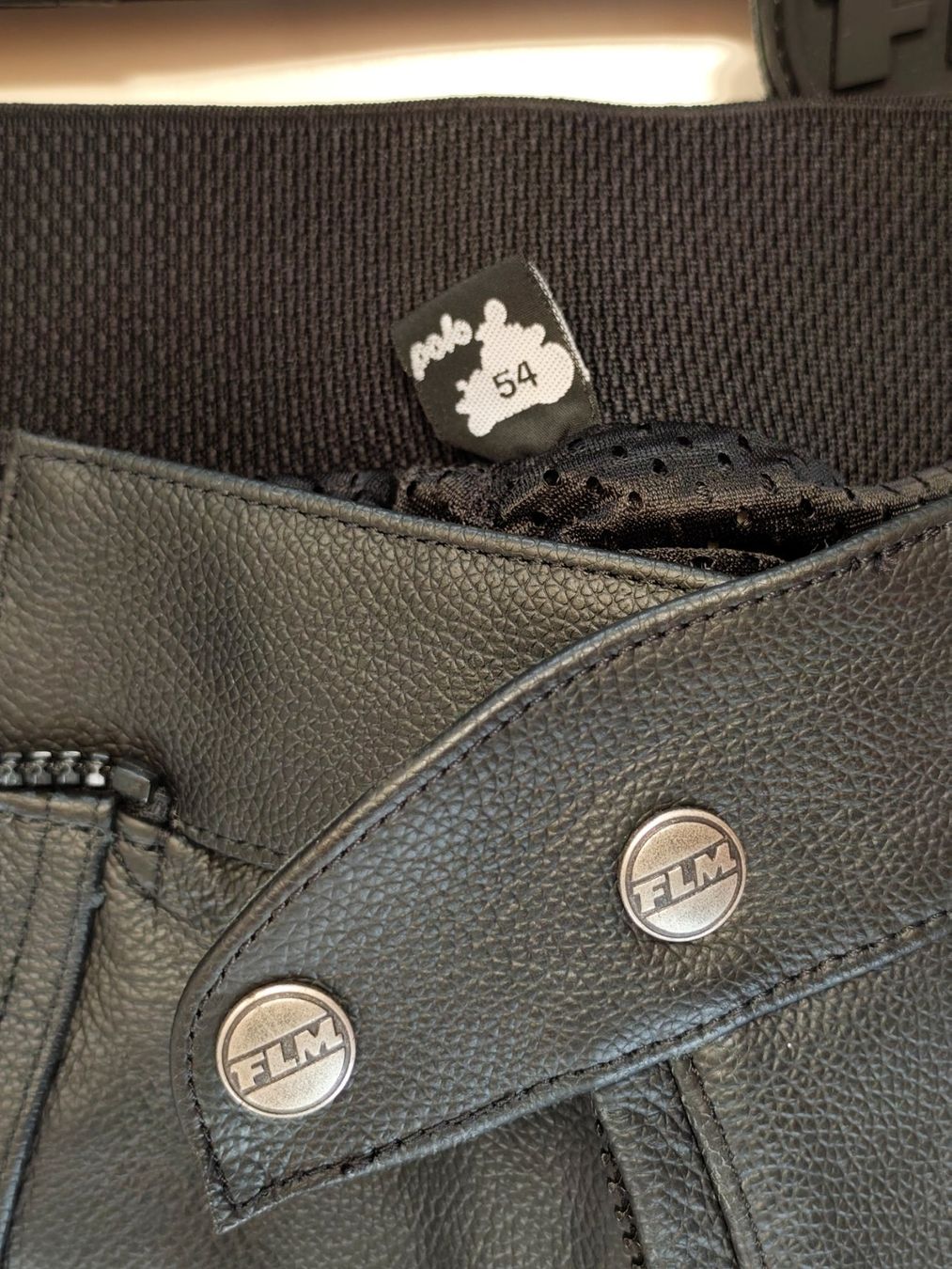Pantaloni: FLM Kombihose Grösse 54 schwarz neu – Nuovo (secondo la descrizione) da Eschenbach LU venduto da Orchi 1