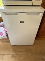 Zanussi Fridge with freezer compartment
