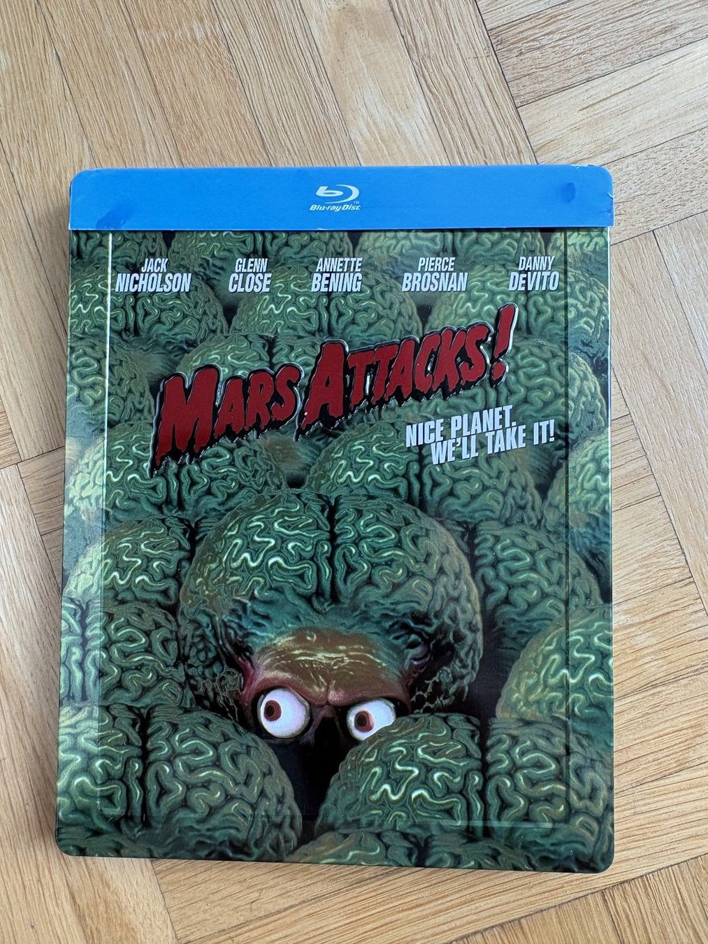 Tous les DVDs: Mars Attacks! - Steelbook - Blu-ray – D'occasion à Zürich par Malcom