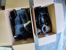 2 Kisten mit div. Audi 80 B4 Teilen/ Schläuchen