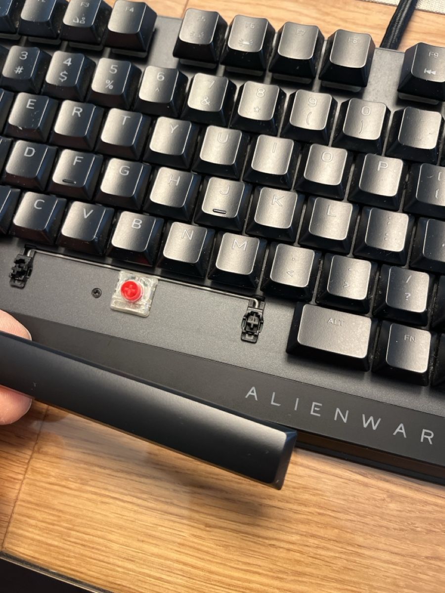 Dell Tastiere: ALIENWARE AW510K Mechanical Gaming Keyboard – Usato da Pfäffikon ZH venduto da arsun76 8