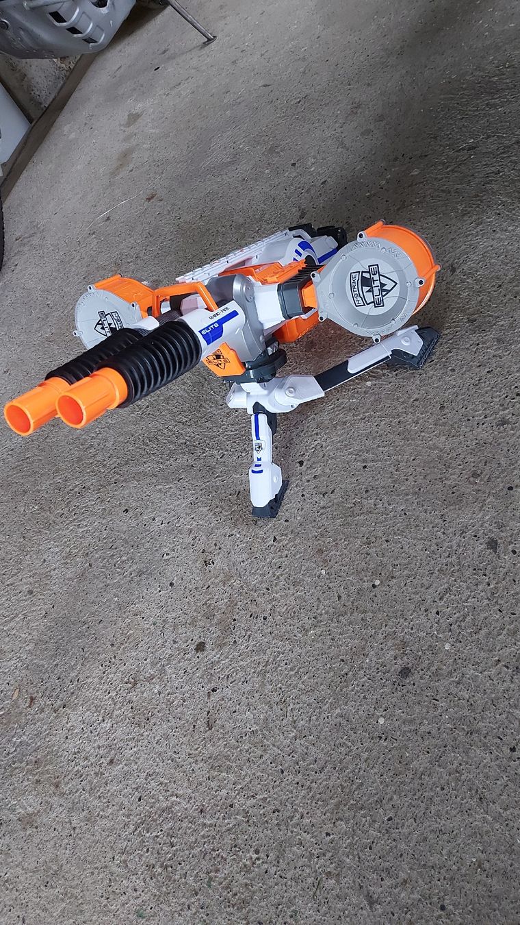 Nerf Giocattoli: Nerf Rhino fire – Usato da Bünzen venduto da smg_6dxc