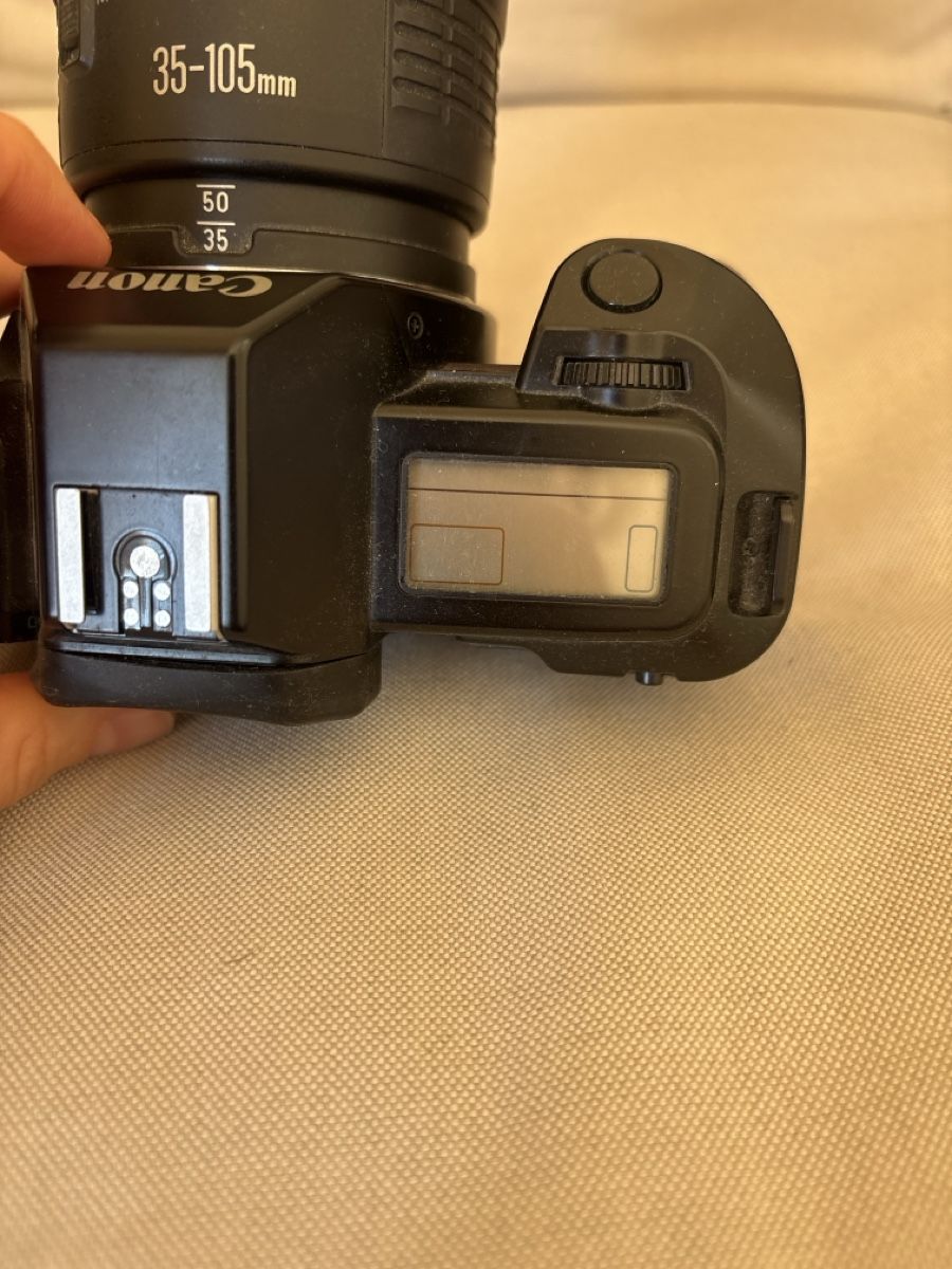 Canon Fotocamera: Canon EOS 650 Spiegelreflexkamera mit 35-105mm Objektiv – Usato da Zürich venduto da jessykw 3